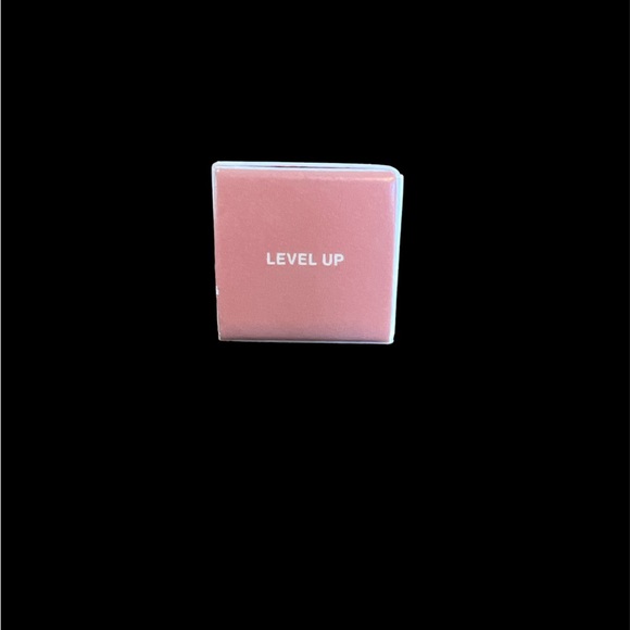 Smashbox prime and plush lipstick. New in box. 3.4g - Picture 2 of 2